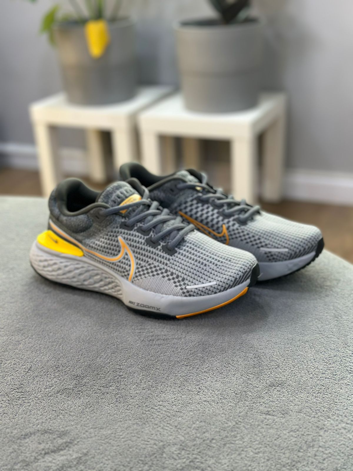ZOOM X GRIS