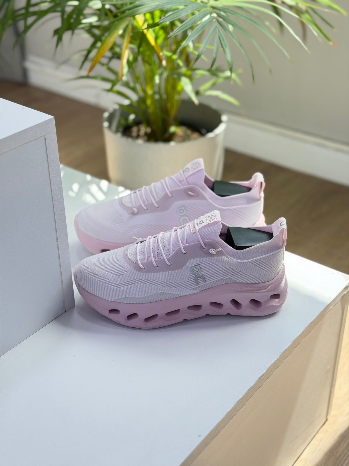 ON CLOUD LOEWE