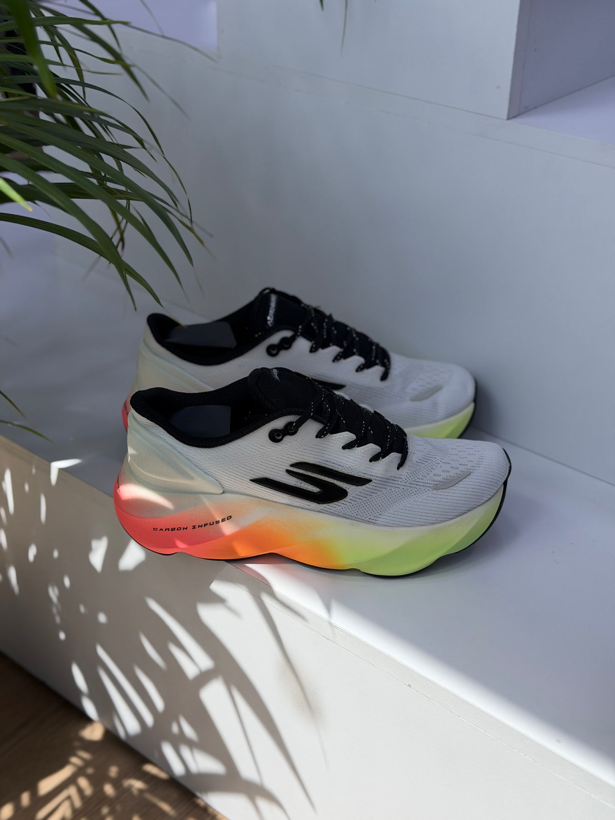 SKECHERS AERO BURST