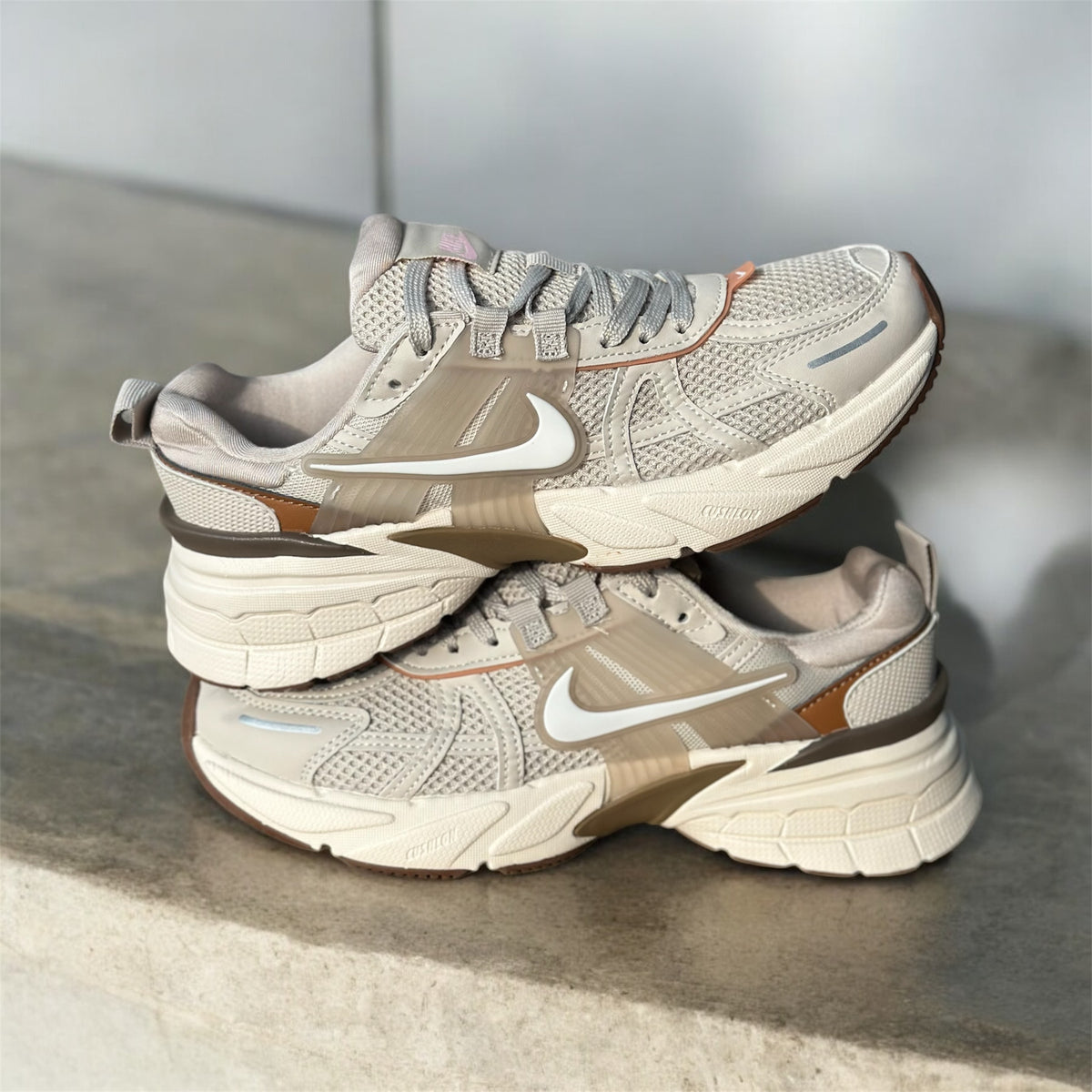 NIKE V2K