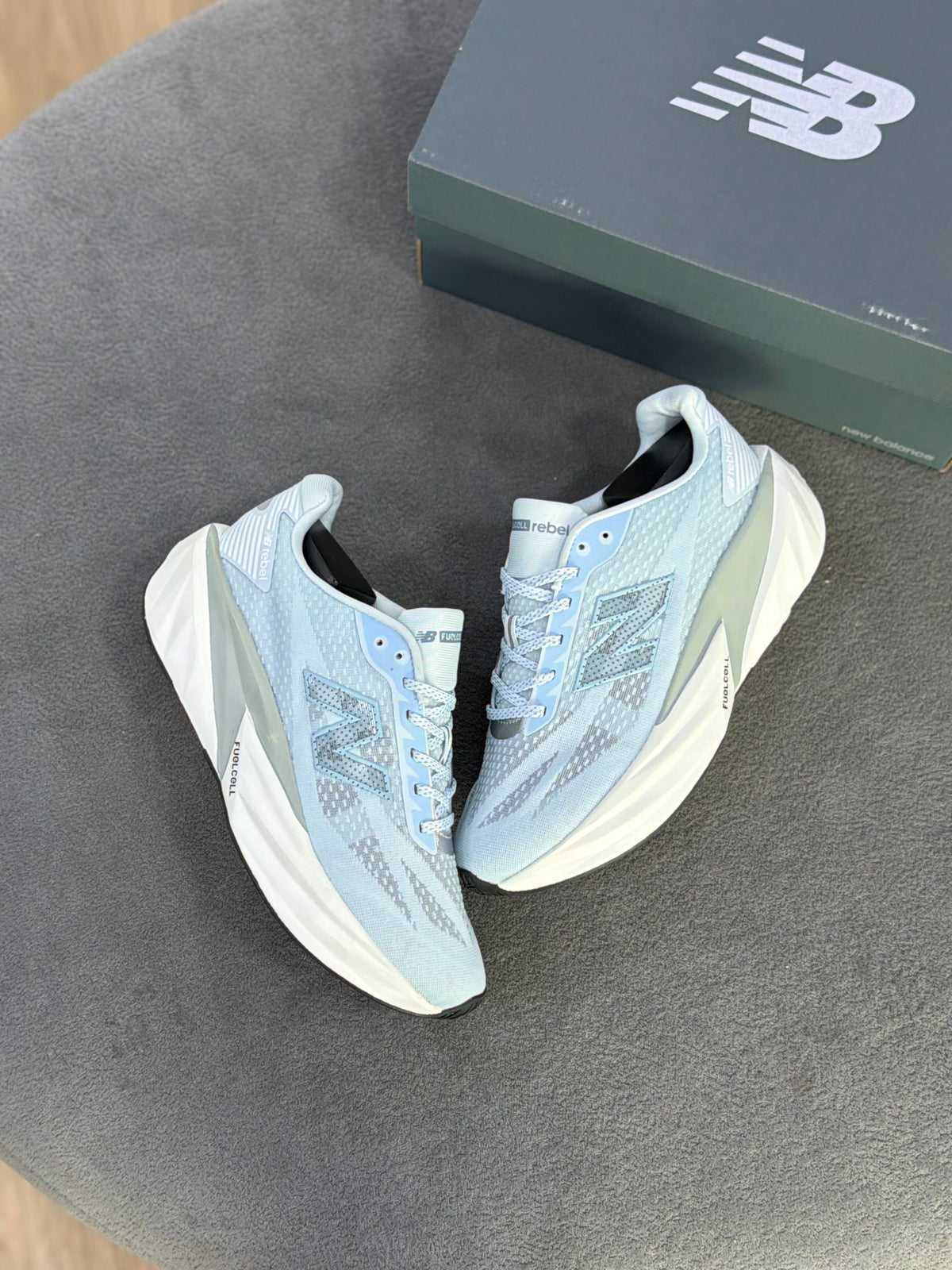 NEW BALANCE V5