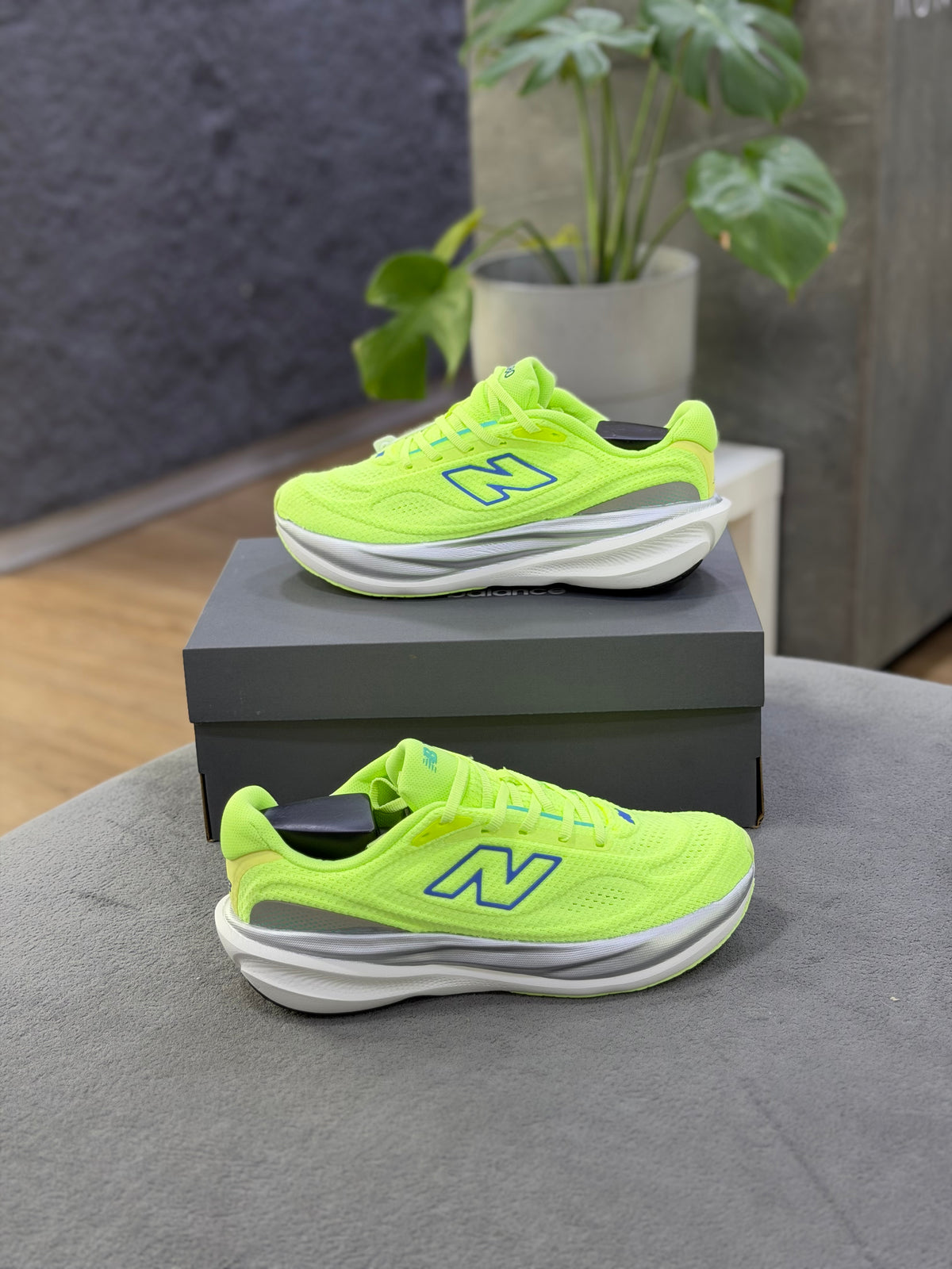 NEW BALANCE 1080