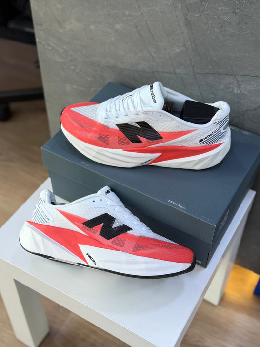 NEW BALANCE REBEL