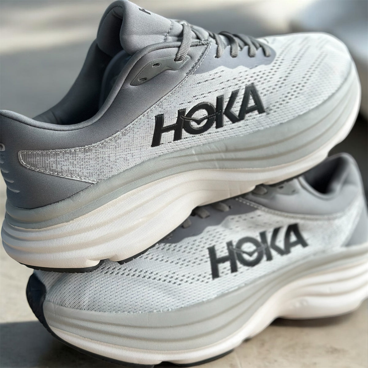 HOKA BONDI GRIS