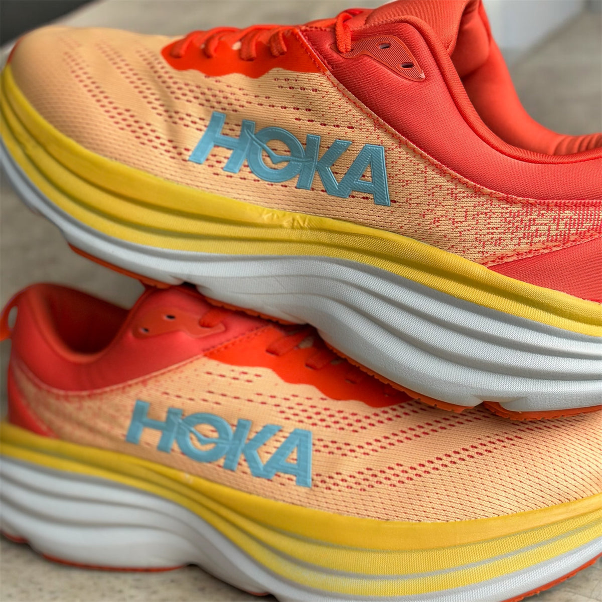 HOKA BONDI 8