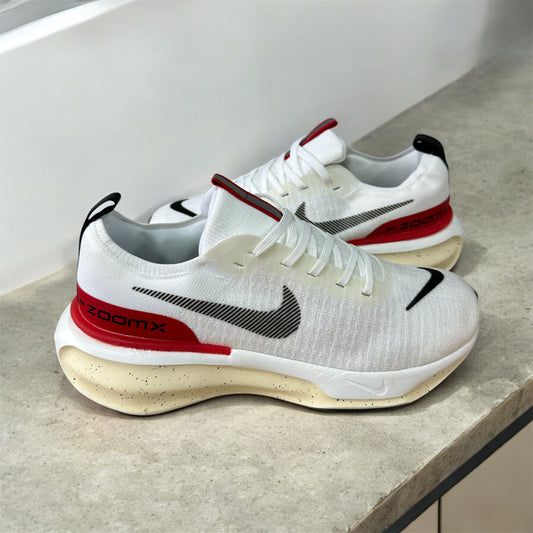 NIKE INVINCIBLE