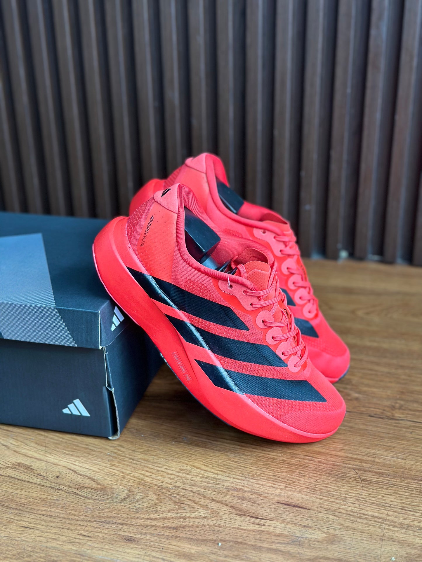 ADIDAS SL ROJA
