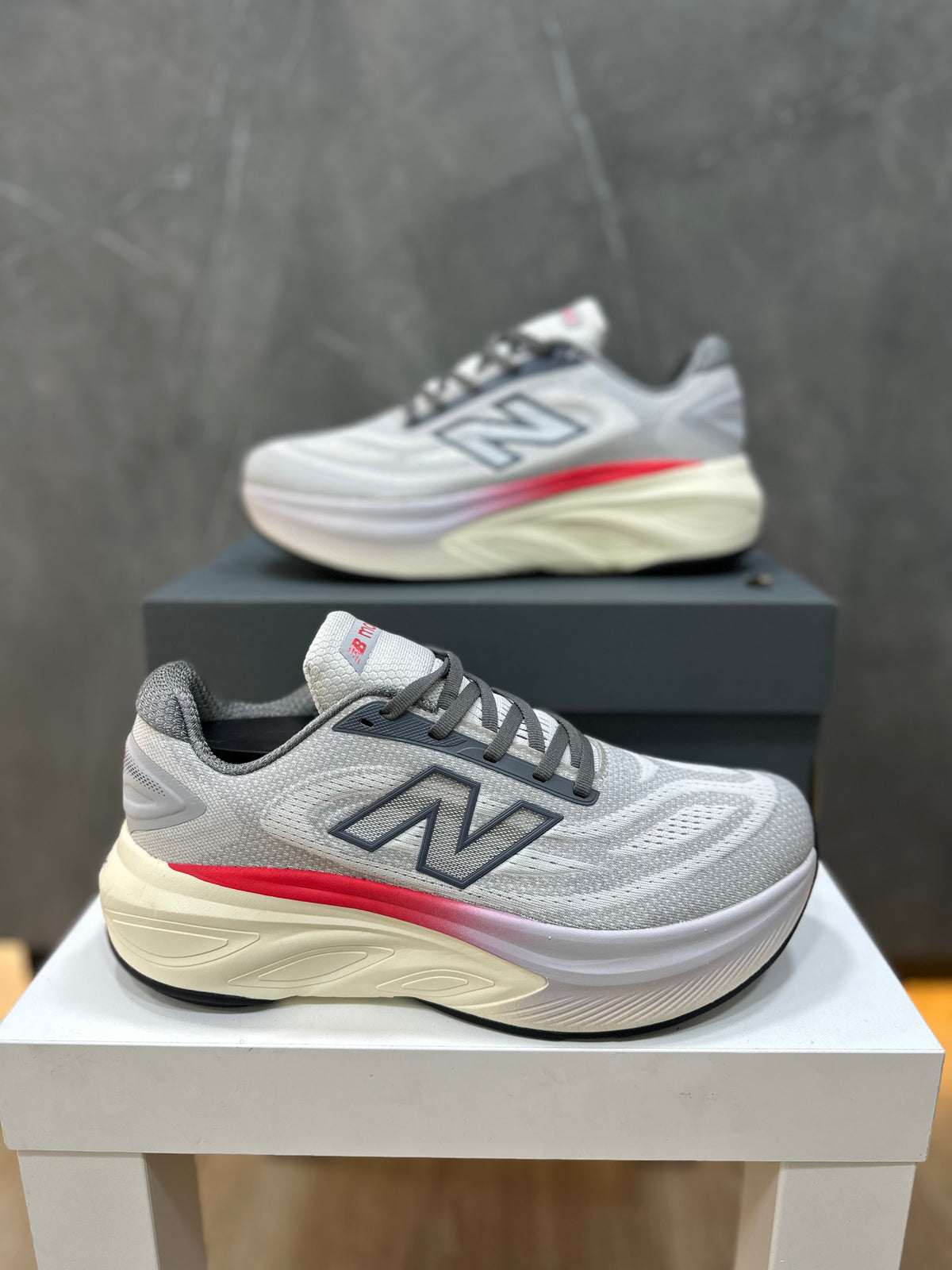 NB MORE GRIS