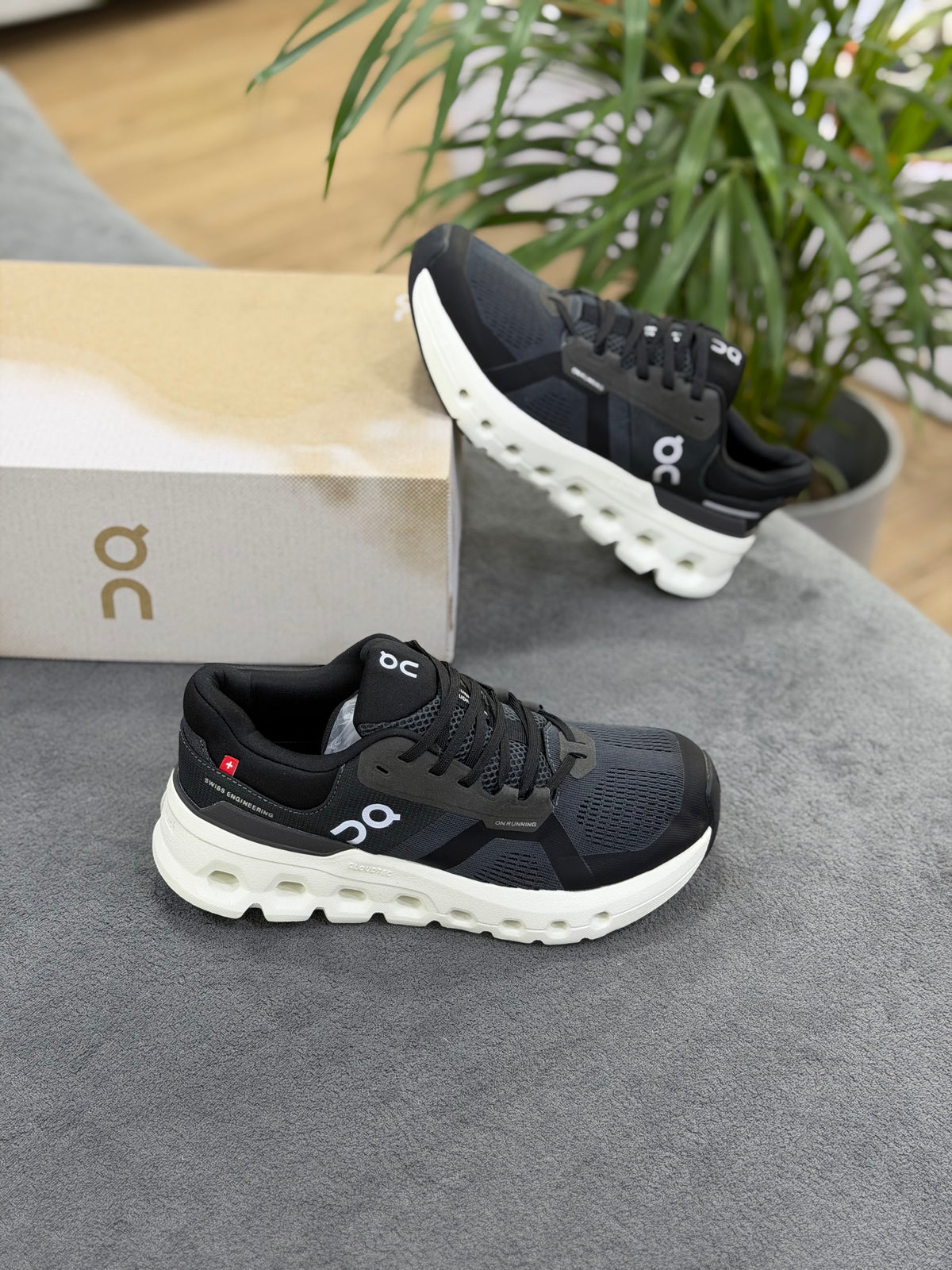 ON RUNNER NEGRO
