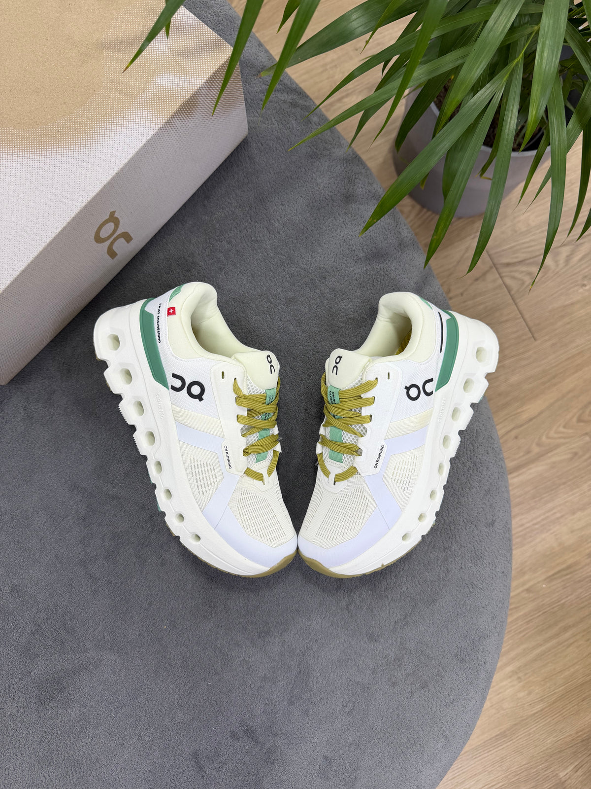 ON RUNNER BLANCA