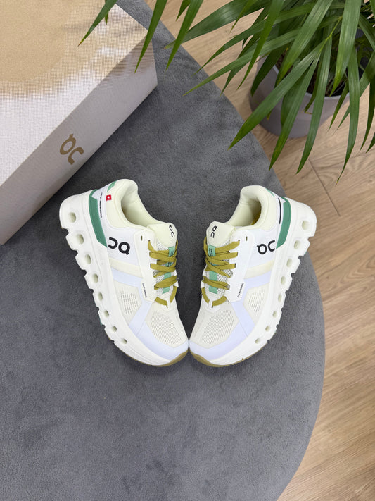 ON RUNNER BLANCA