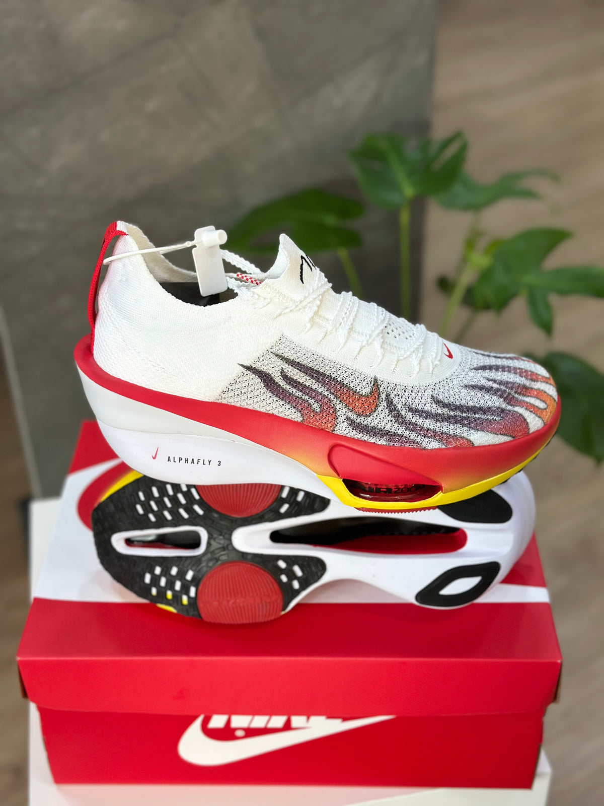 ALPHAFLY NEXT 3 FUEGO