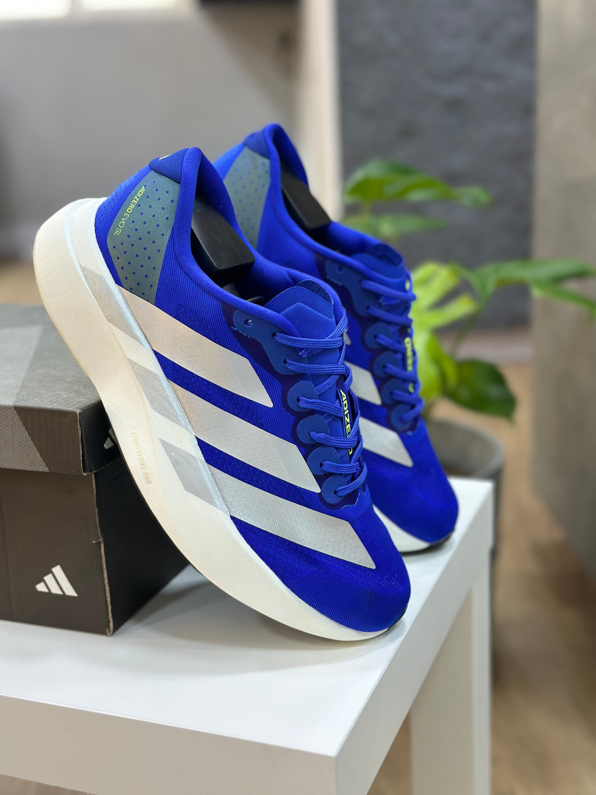 ADIDAS SL AZUL
