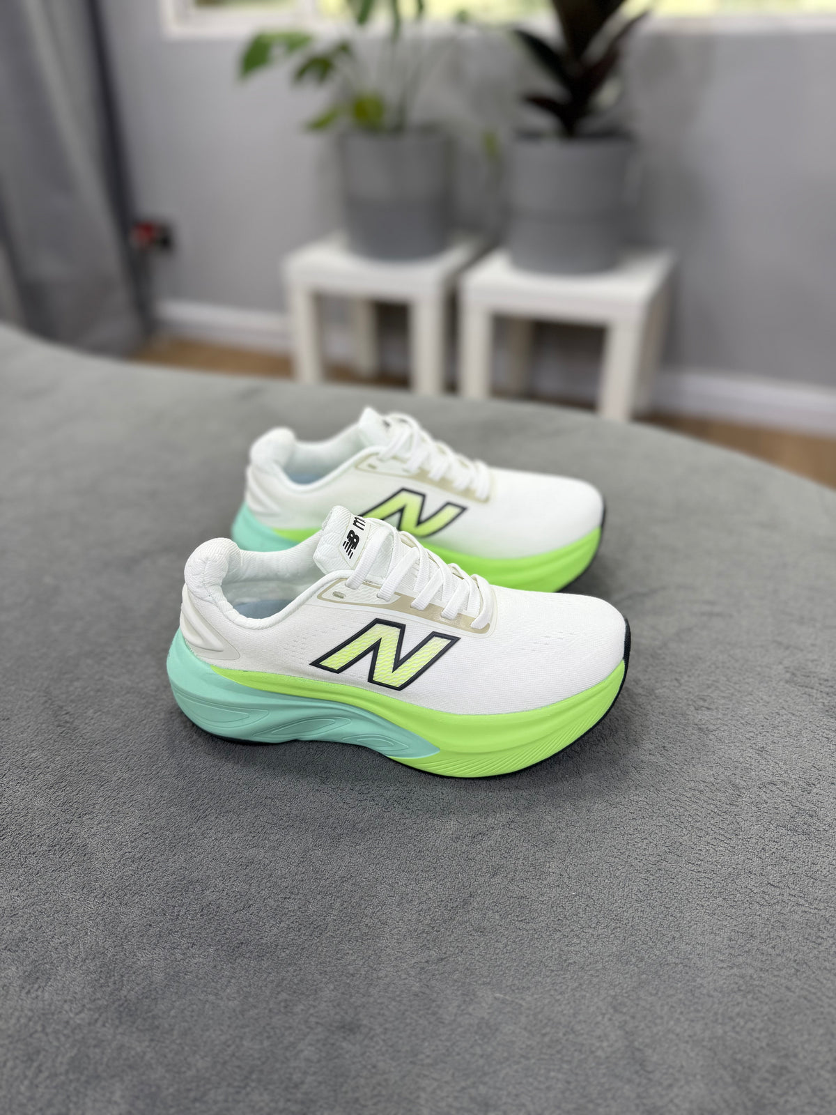 NB 880 BLANCA