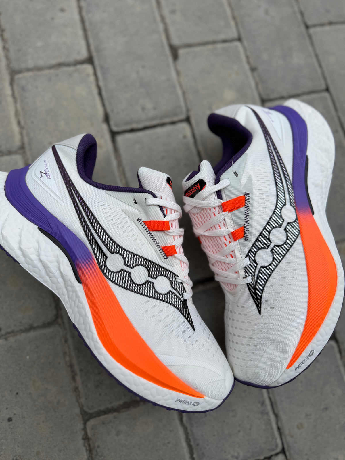 SAUCONY BLANCA