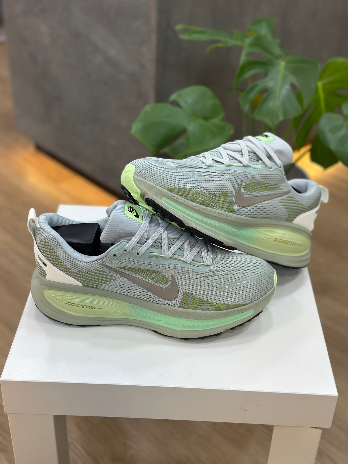 VOMERO 18 VERDE