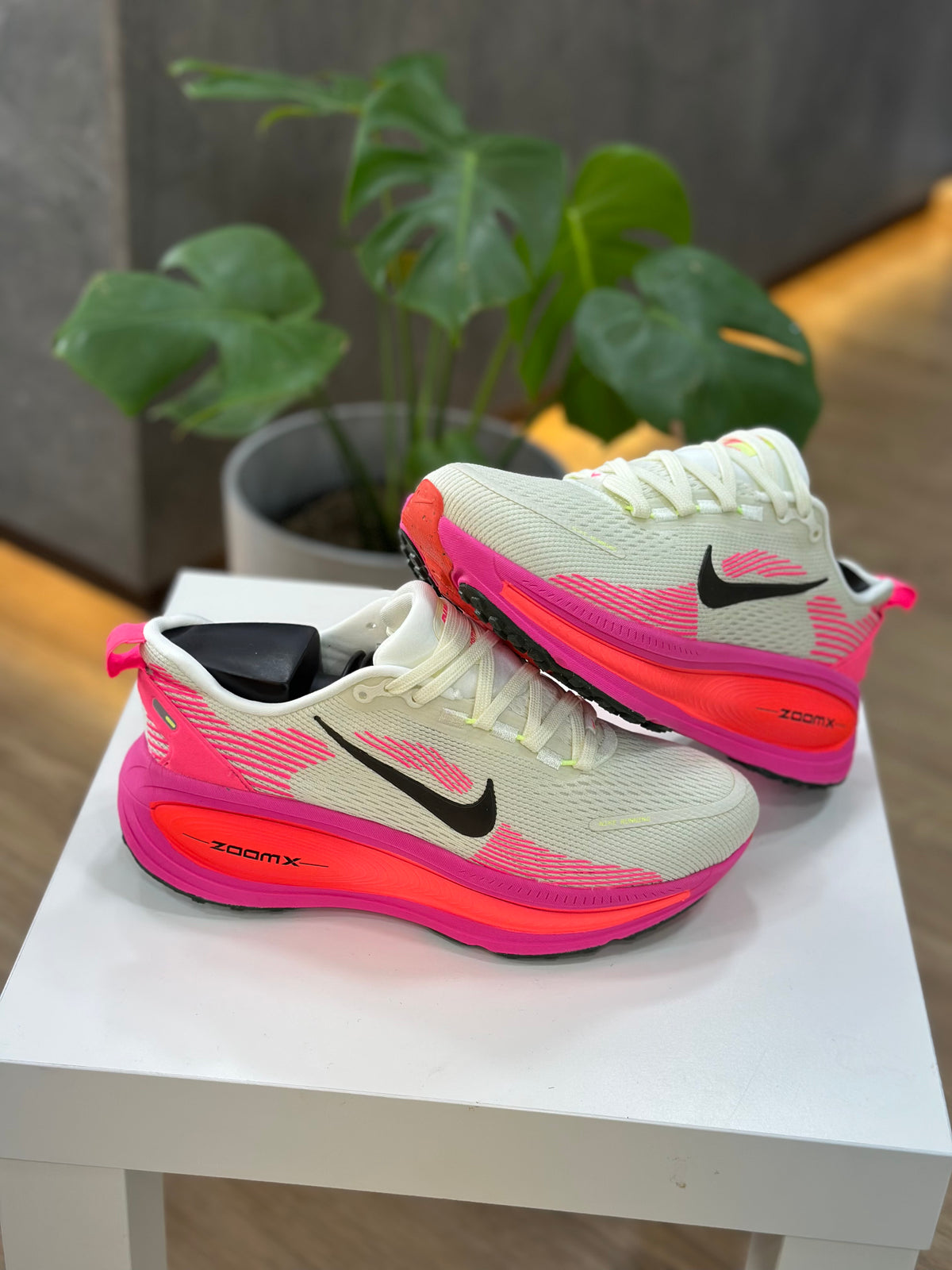 VOMERO 18 FUCSIA