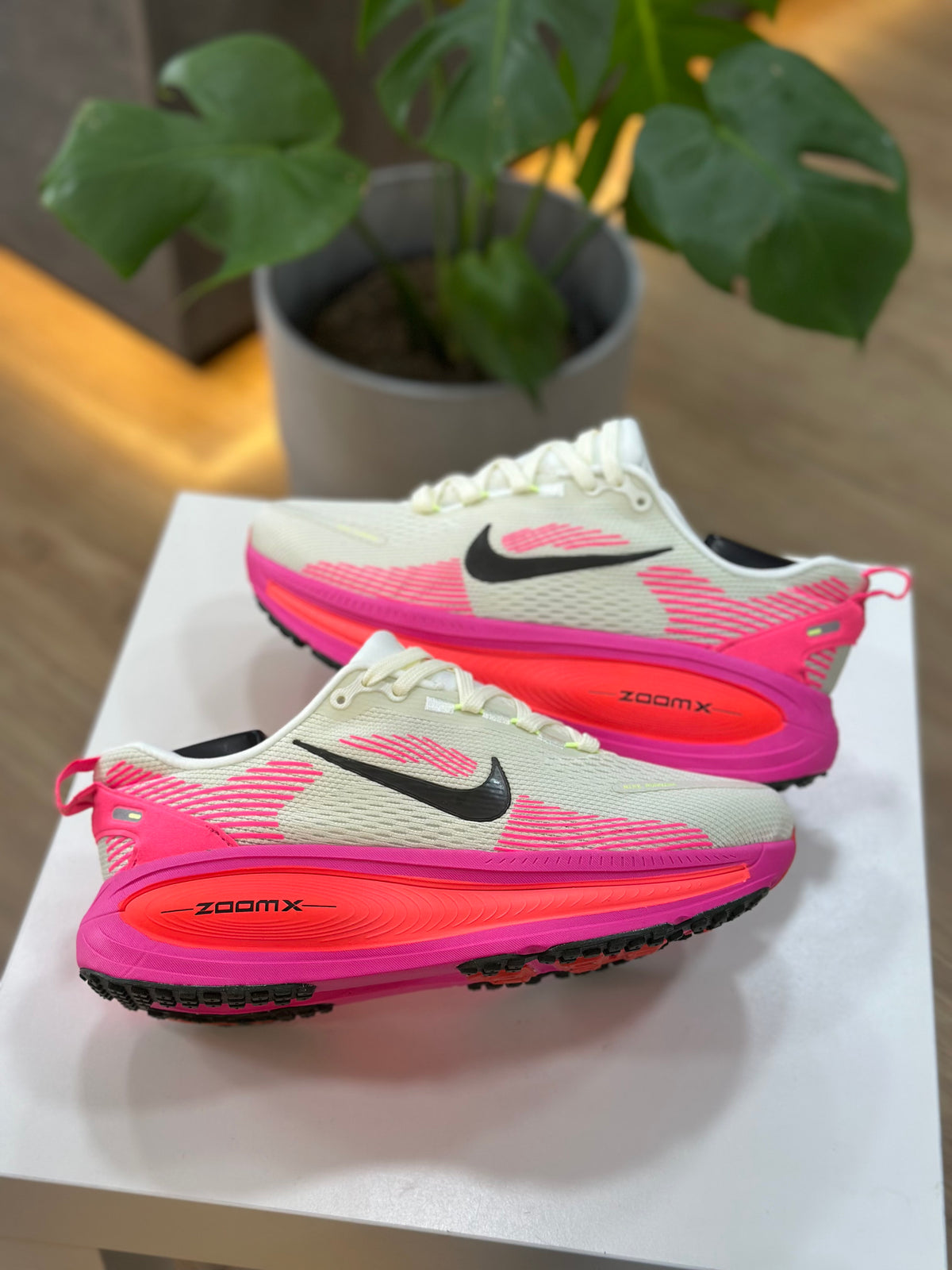 VOMERO 18 FUCSIA