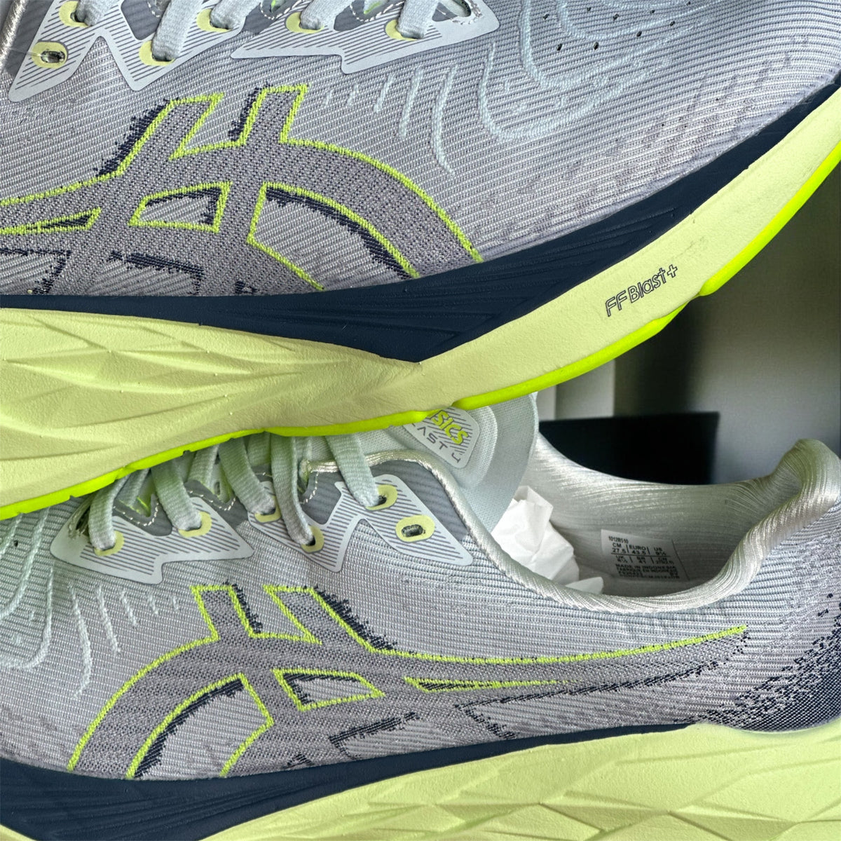ASICS NOVABLAST 4