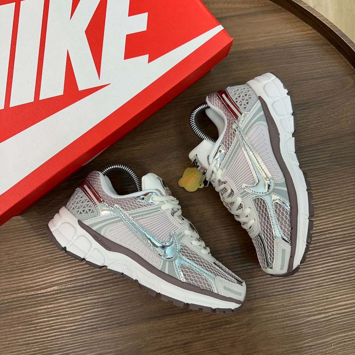 NIKE P6000